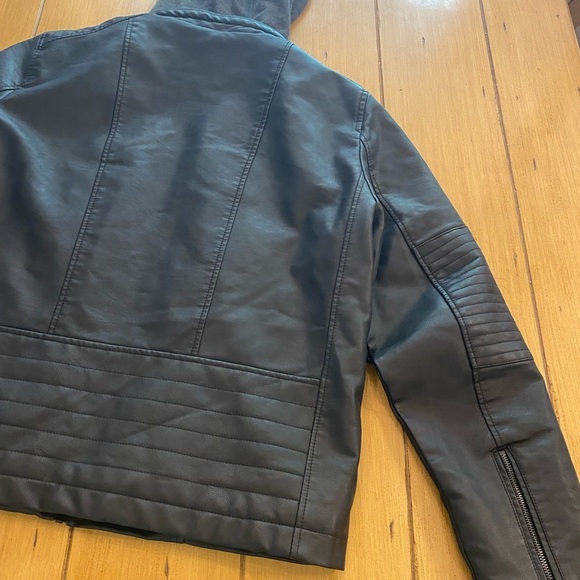 Levi’s Men's Black Leather Like New Large Pockets Jacket Premium Faux Leather - Picture 10 of 16
